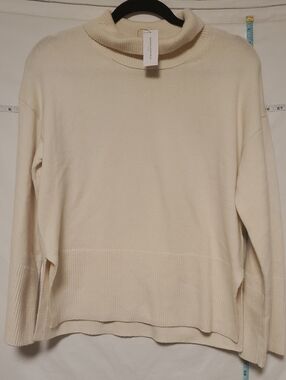 Banana Republic NEW Outlet  Cream Turtleneck Sweater Office Quiet Luxury Layer